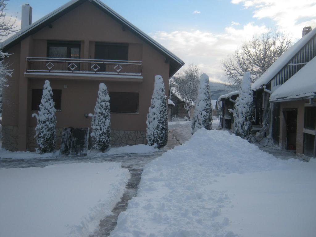 Vrelo Koreničko House Pribic酒店 外观 照片